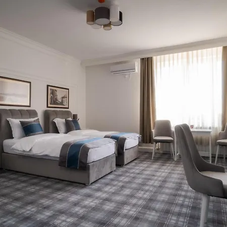 Hotel Mio Kula
