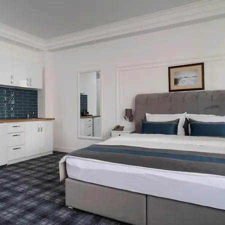 Mio Hotel 4*